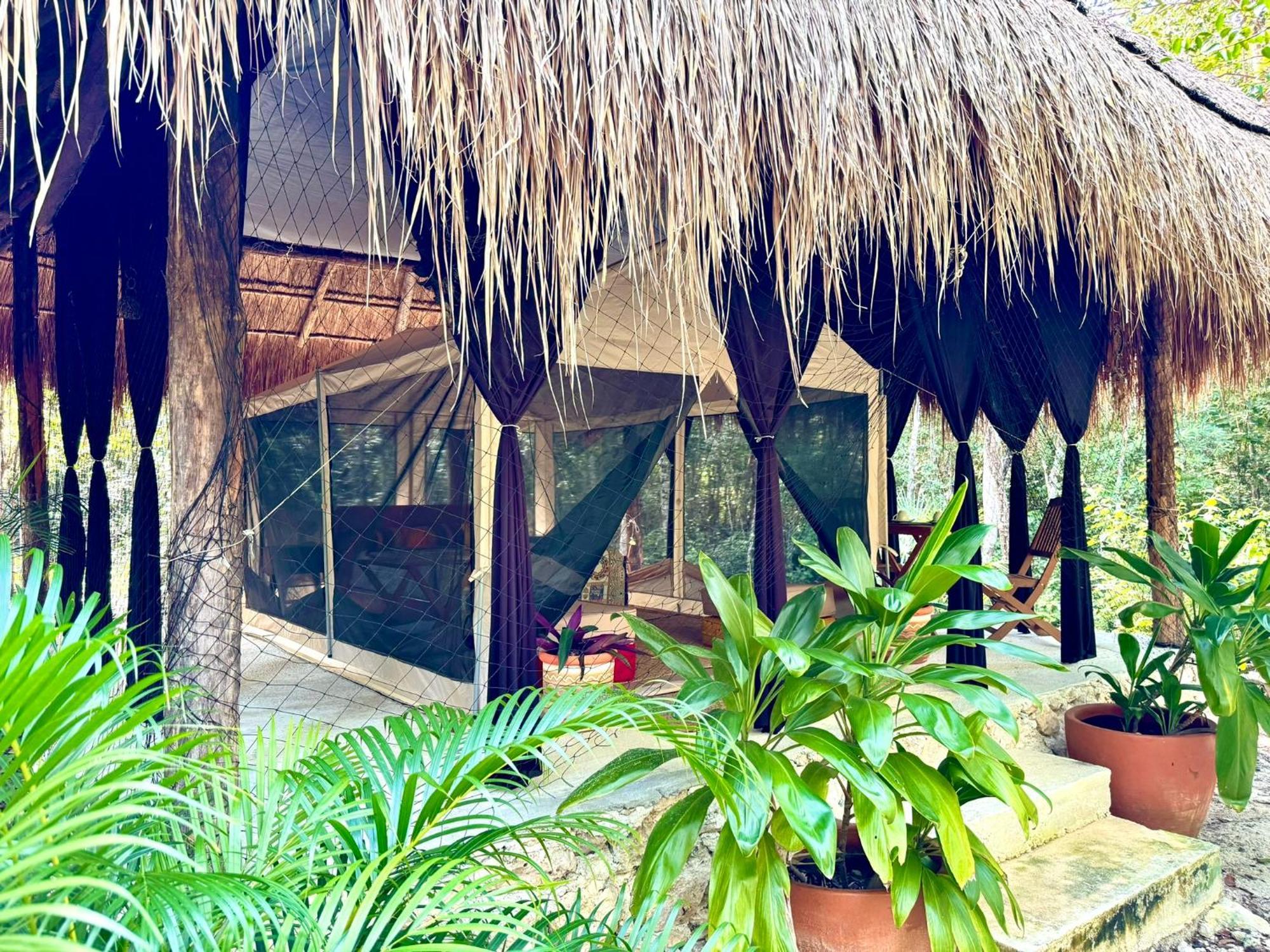 Glamping Bunga Lotus Hotel Tulum Ngoại thất bức ảnh