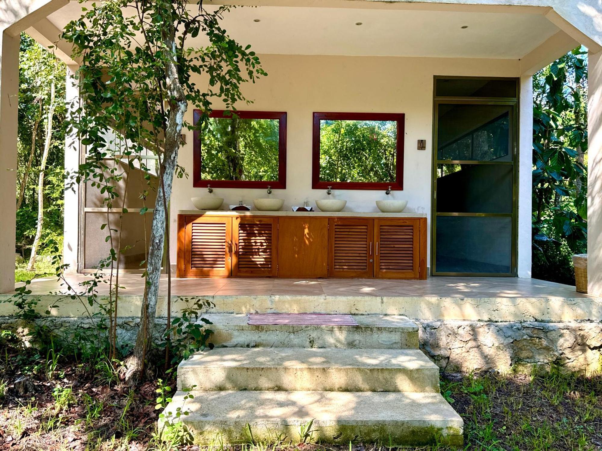 Glamping Bunga Lotus Hotel Tulum Ngoại thất bức ảnh